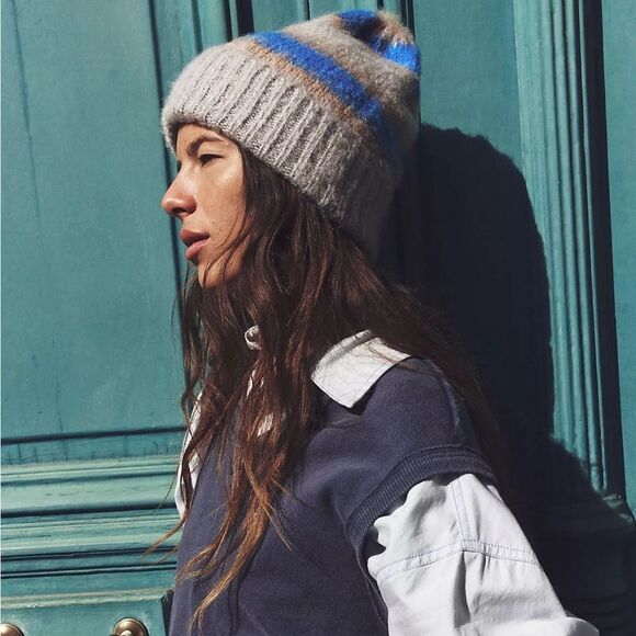 NWT Free People The Groove Stripe Beanie in Sunny Stripe - Picture 3 of 6